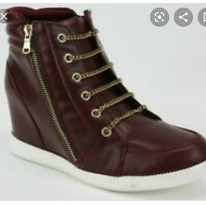 Shoedazzle maroon wedge sneakers zip up chain link